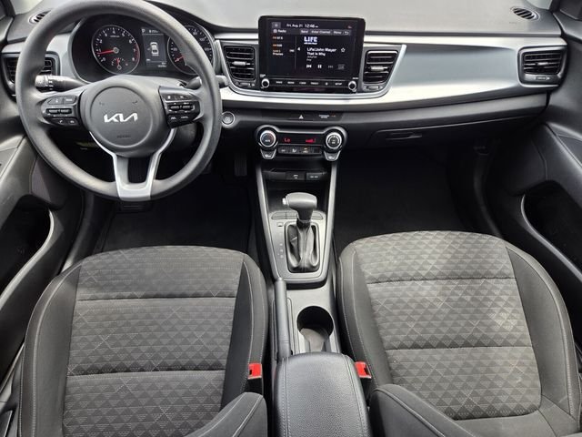 Used 2022 Silver Kia S image 11