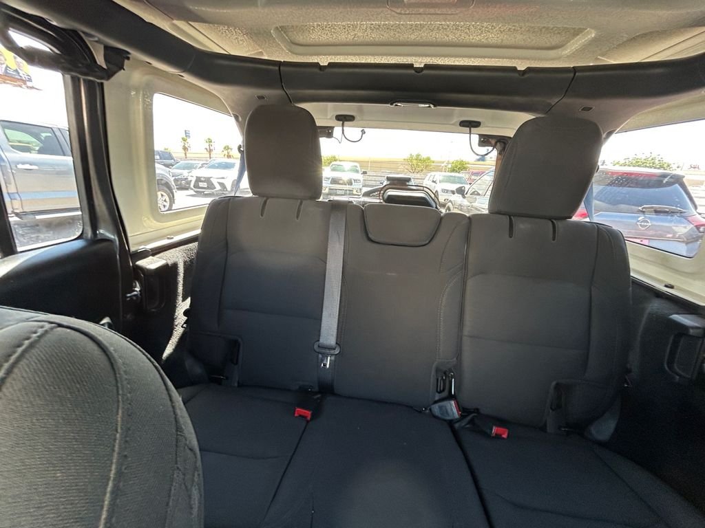 Used 2020 Gray Jeep Unlimited Sport S image 19