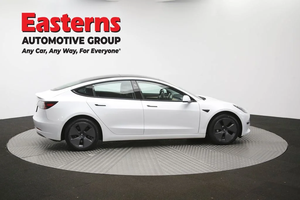 Used 2023 White Tesla Base image 39