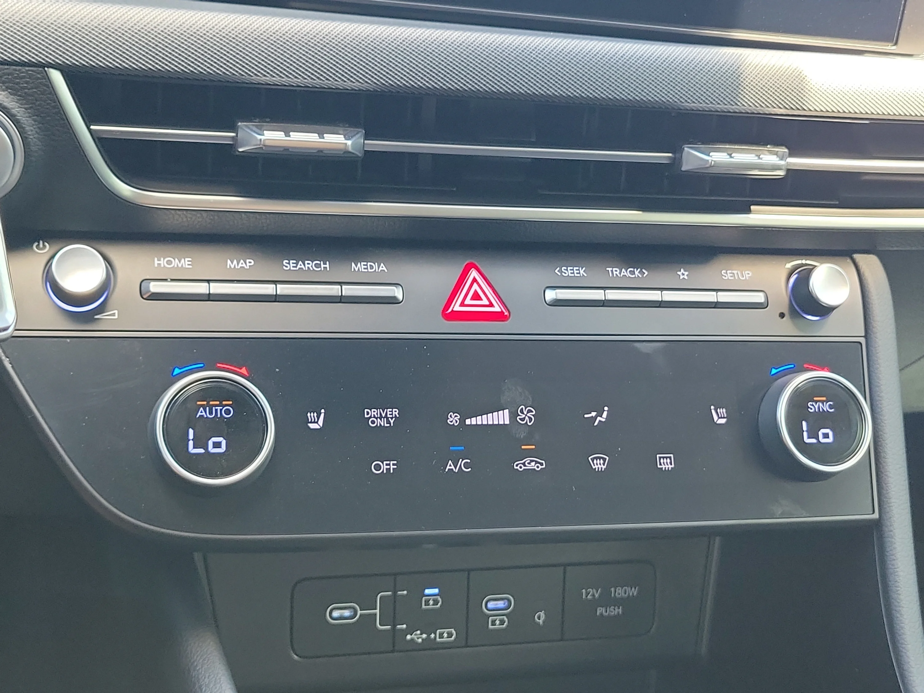 Used 2025 Carbon Blue Hyundai SEL image 32