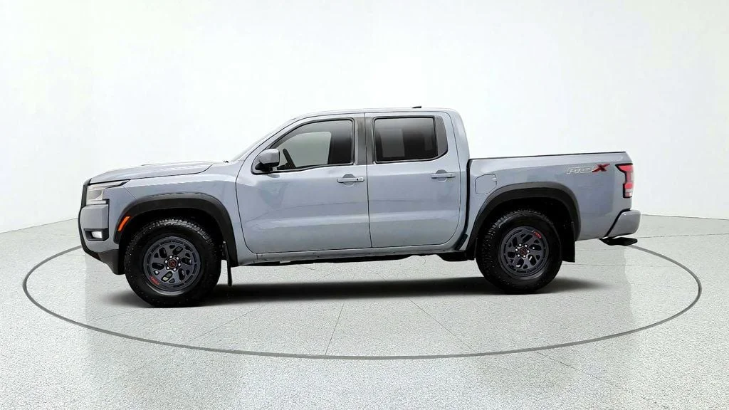 Used 2025 Boulder Gray Pearl Nissan Crew Cab 4x2 PRO-X image 8