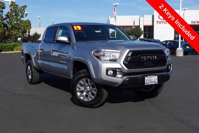 Certified Used 2019 Silver Toyota SR5 image 2
