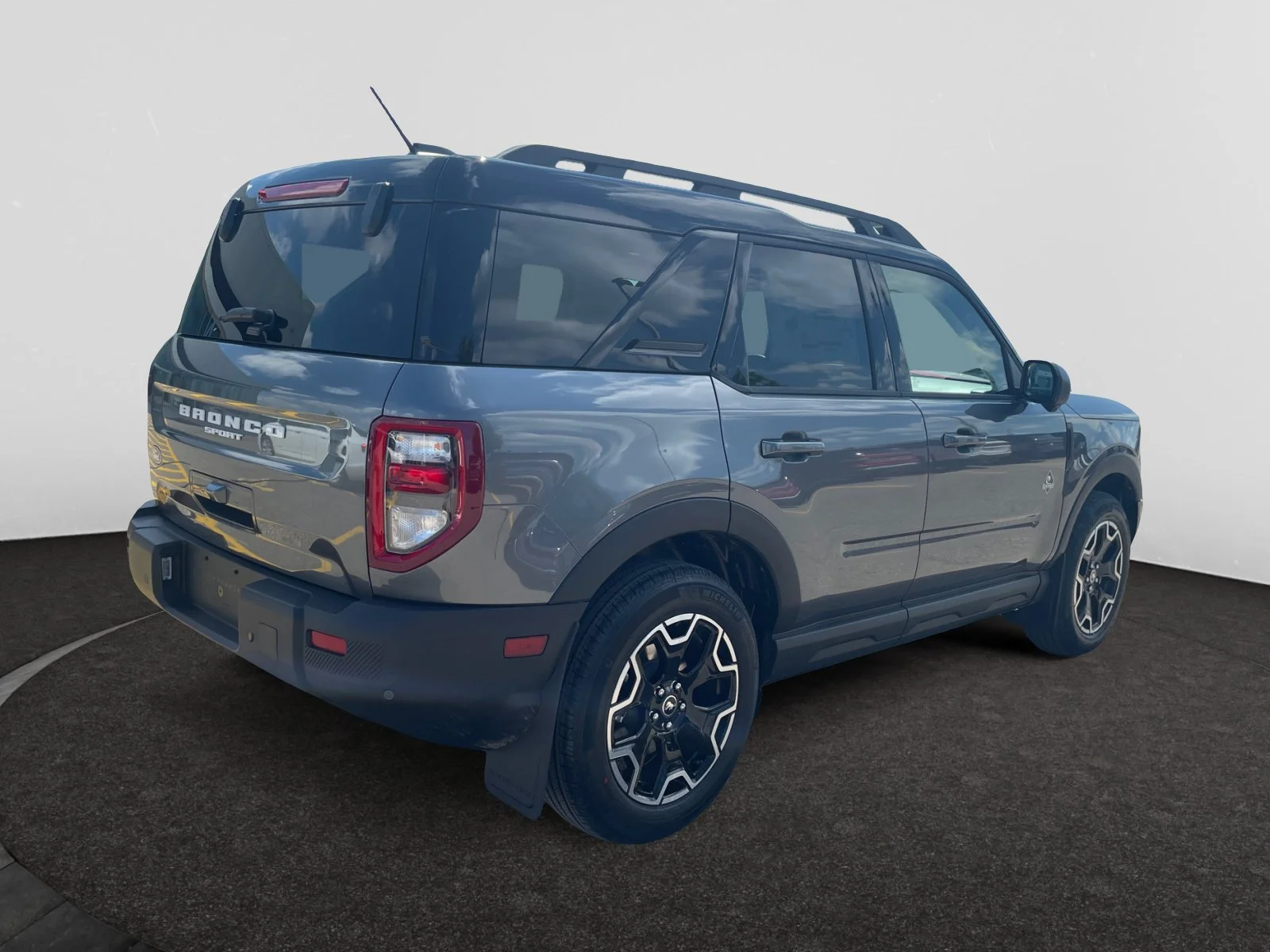 New 2026 Carbonized Grey Metallic Ford Outer Banks image 5