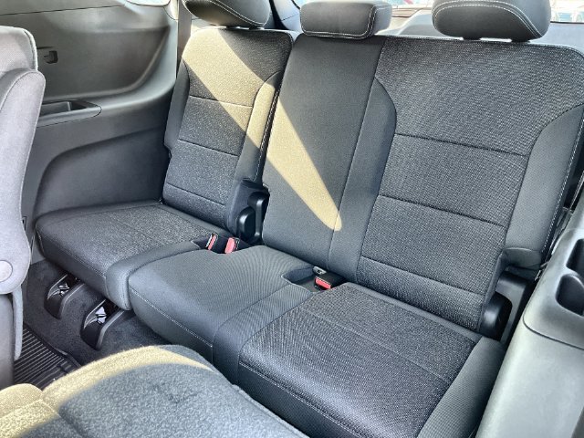 2026 Chevrolet Traverse photo 33 of 43