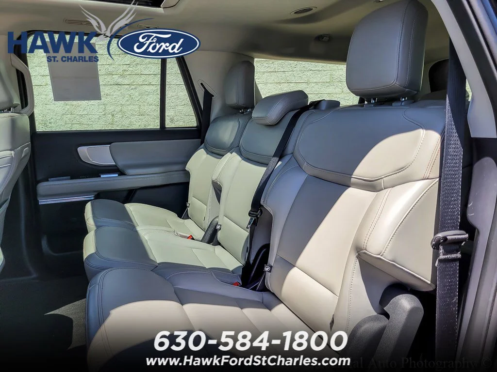 Certified Used 2025 Agate Black Metallic Ford Active image 11
