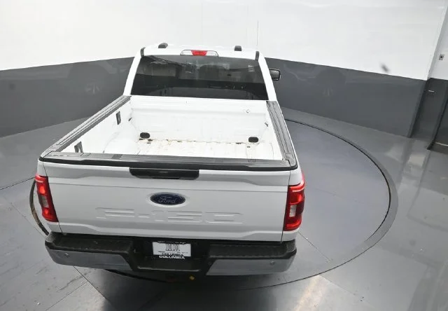 Used 2021 White Ford XLT image 16