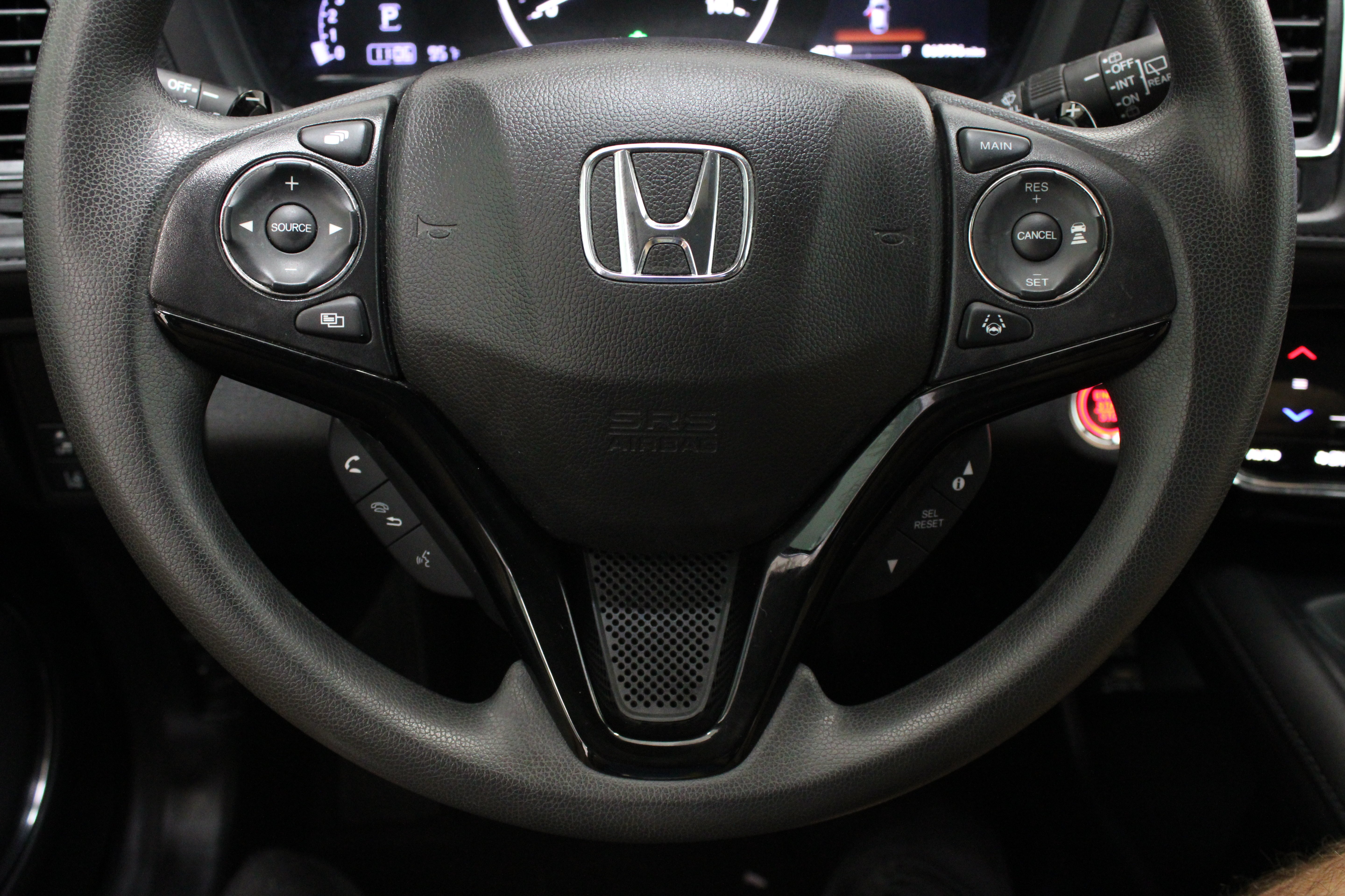 Used 2020 Lunar Silver Metallic Honda EX 1.8L image 22