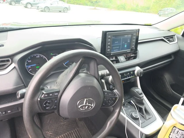 Used 2021 Gray Toyota LE image 11