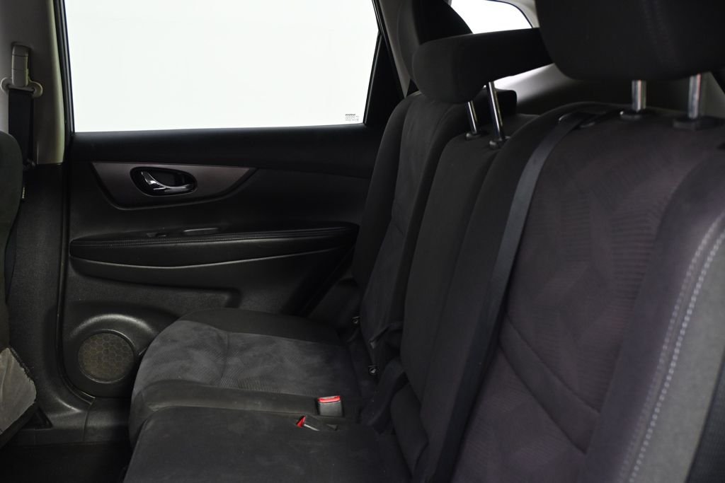 Used 2016 Gun Metallic Nissan S image 19