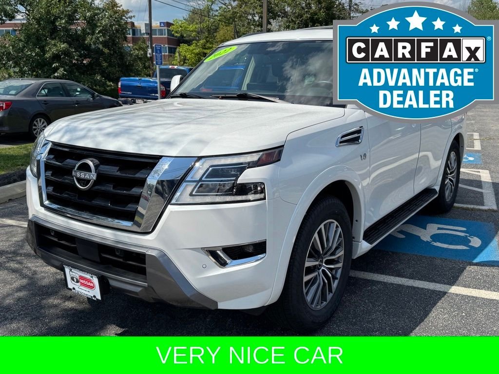 Used 2022 White Nissan SL image 4