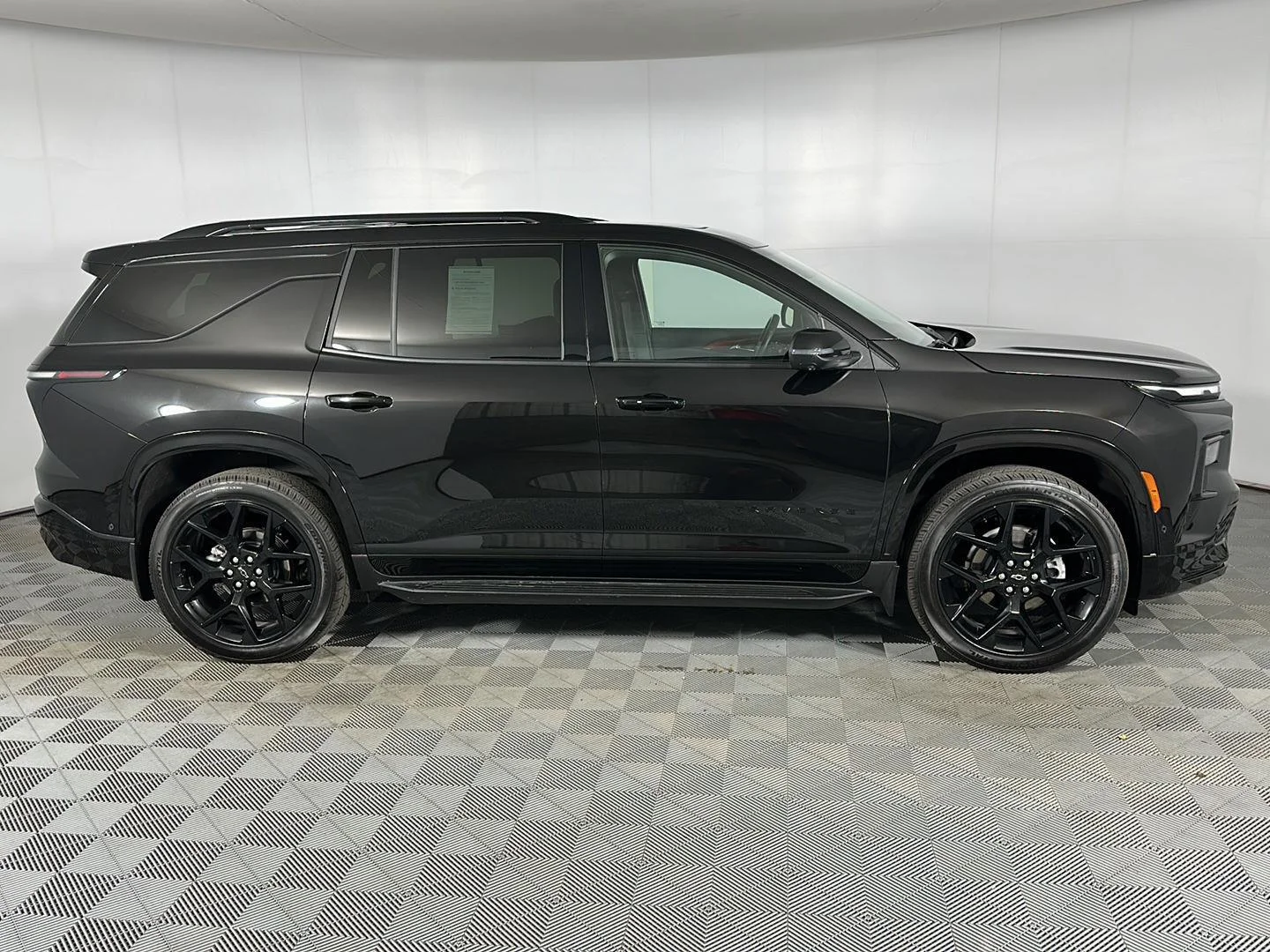 Used 2026 Mosaic Black Metallic Chevrolet AWD RS image 8