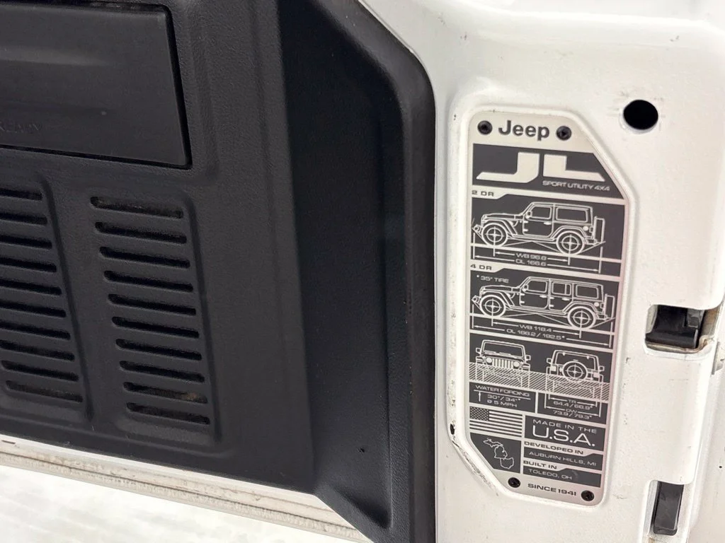 Used 2025 White Jeep Willys image 23