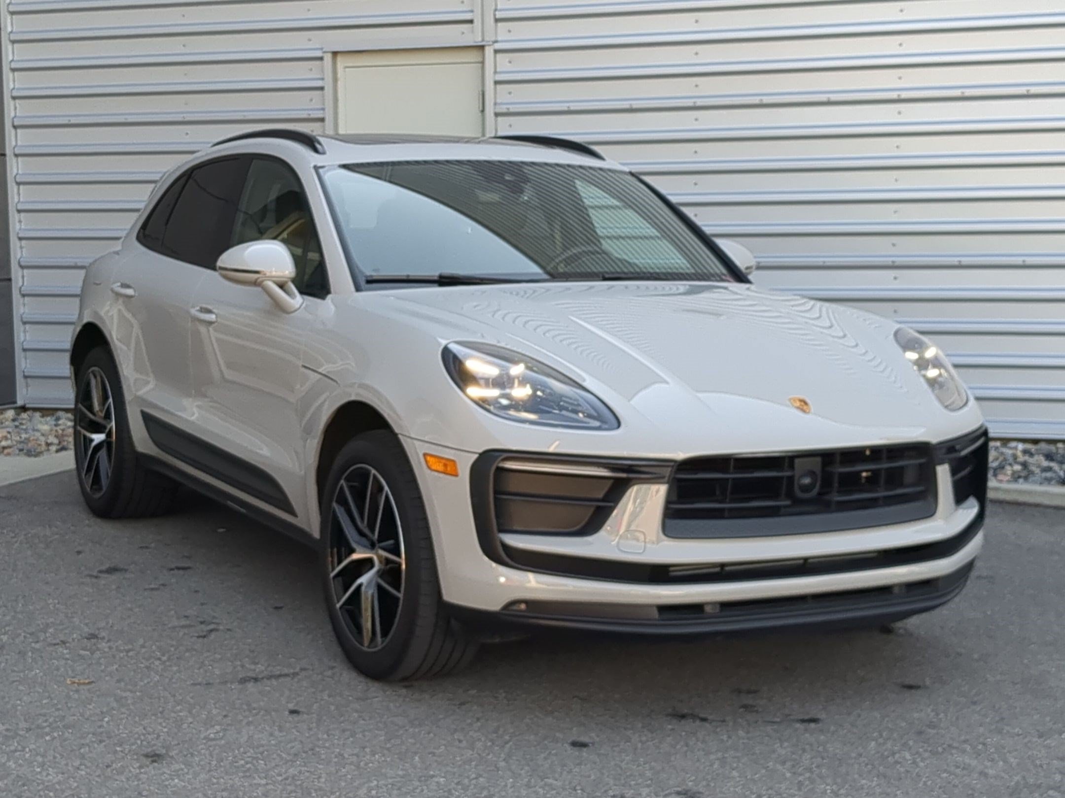 Used 2024 Chalk Porsche AWD image 3