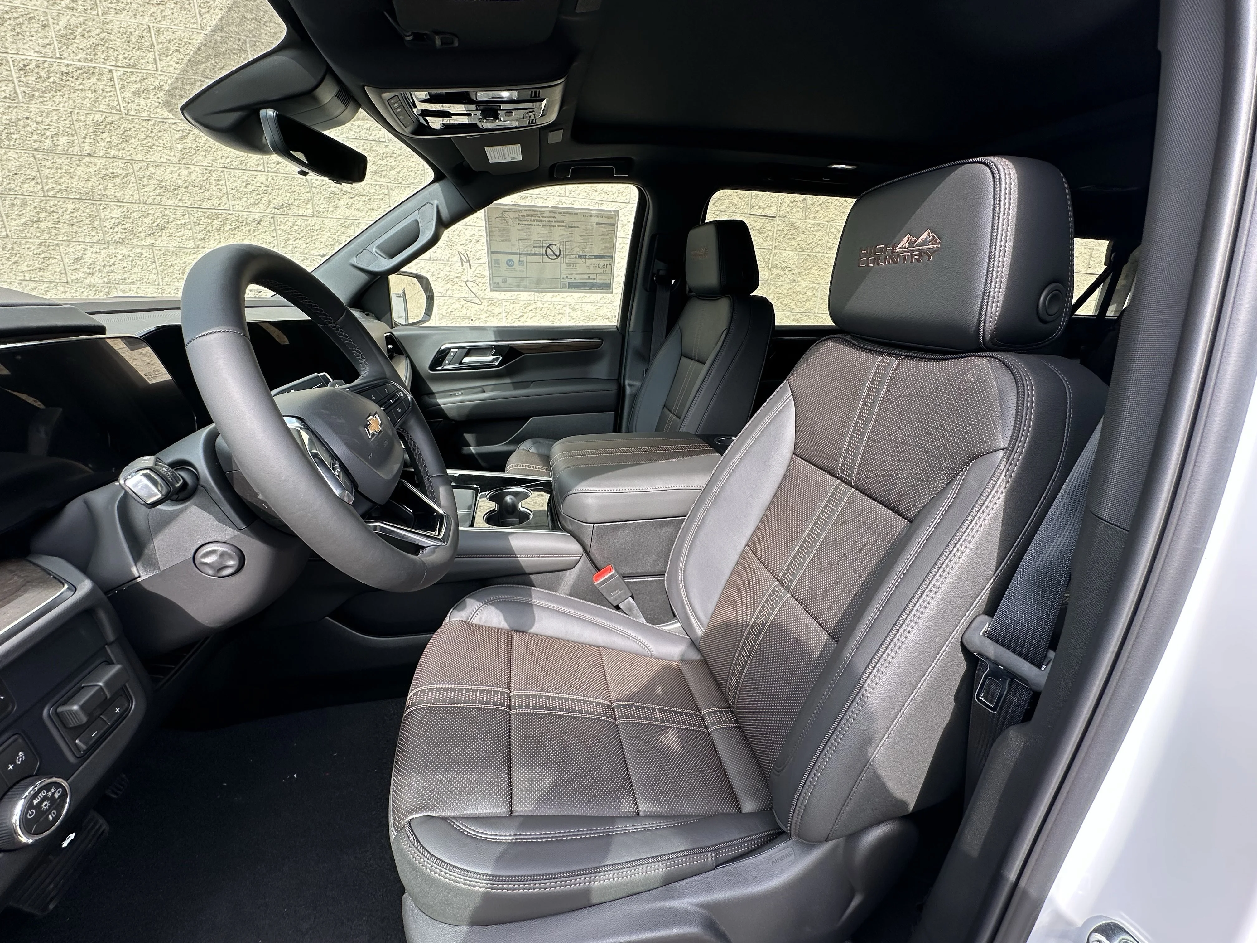 New 2026 Polar White Tricoat Chevrolet High Country image 11