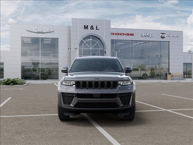 New 2026 Baltic Gray Metallic Clear-Coat Exterior Paint Jeep Altitude image 6
