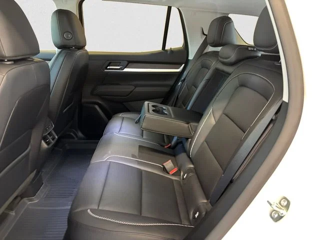 New 2027 White GMC Denali image 14