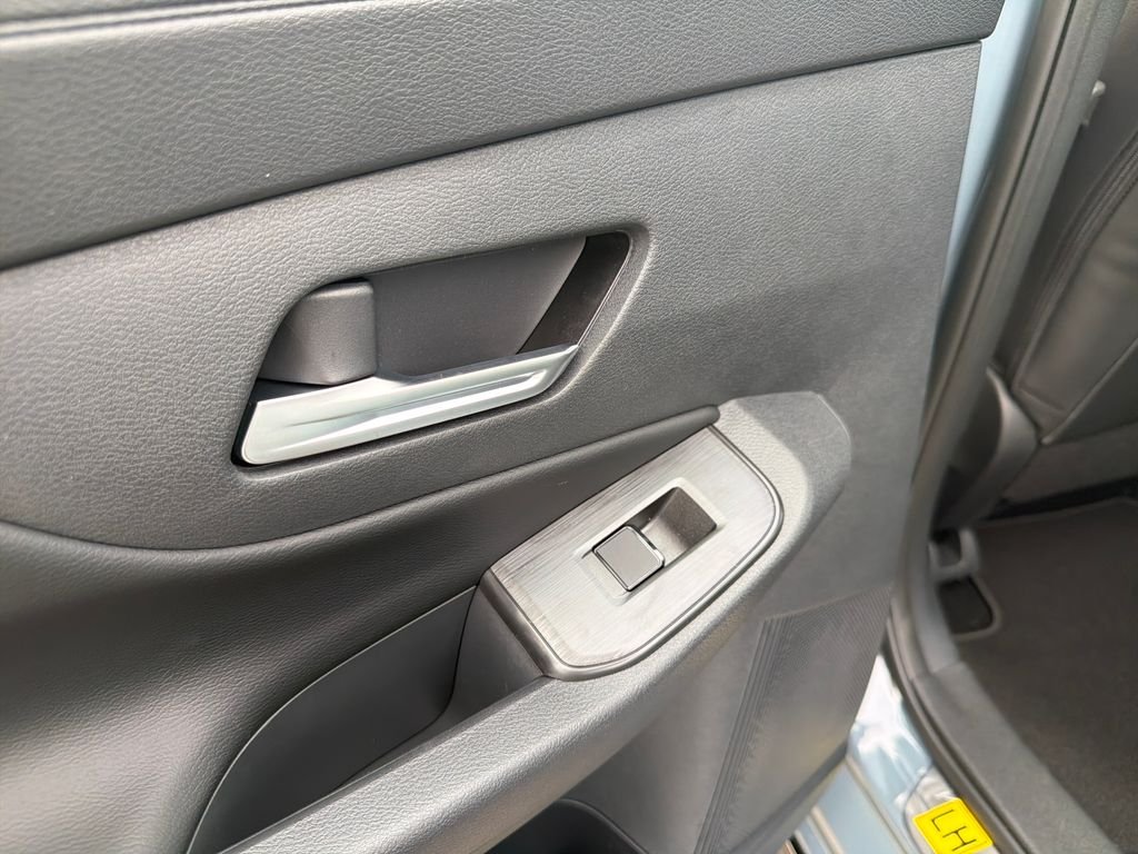 New 2026 Nissan Sentra SR 4D Sedan