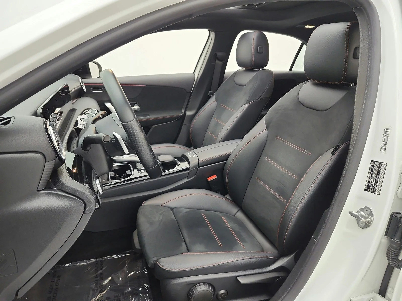 Used 2022 Polar White Mercedes-Benz A 220 Sedan image 15