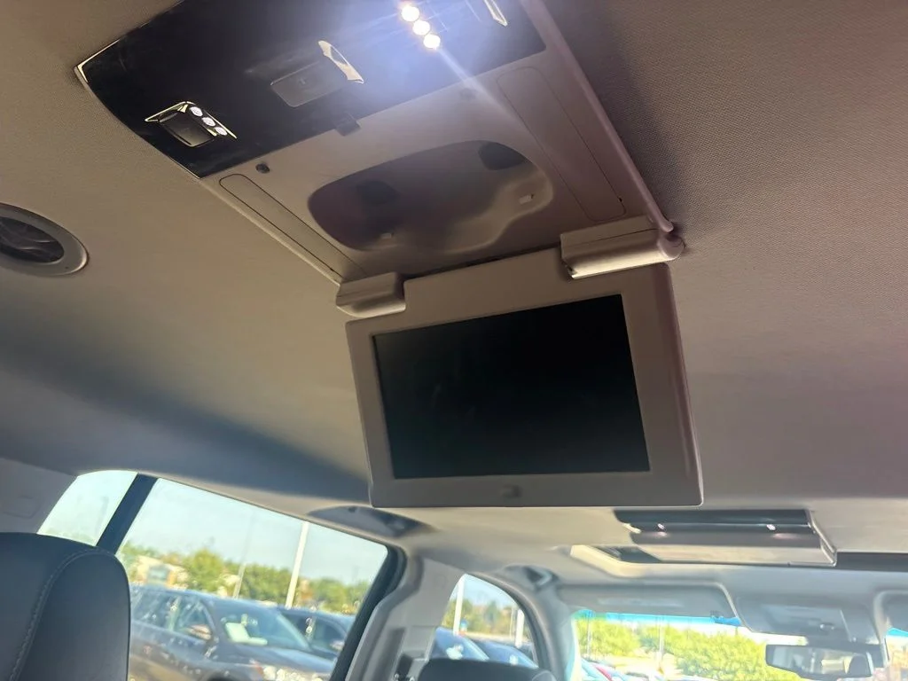 Used 2019 White Chevrolet LT image 40