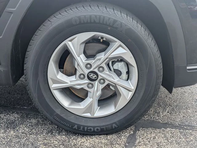 Certified Used 2023 Black Hyundai SEL image 9