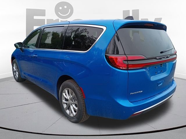 New 2027 Hydro Blue Pearl-Coat Exterior Paint Chrysler Select image 7