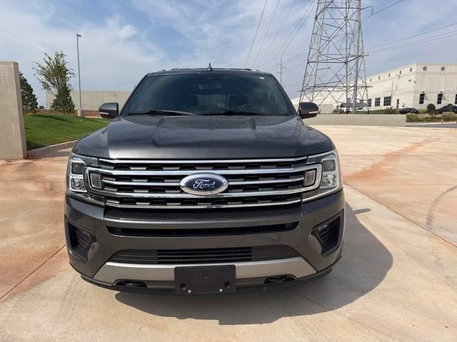Used 2019 Gray Ford XLT image 2