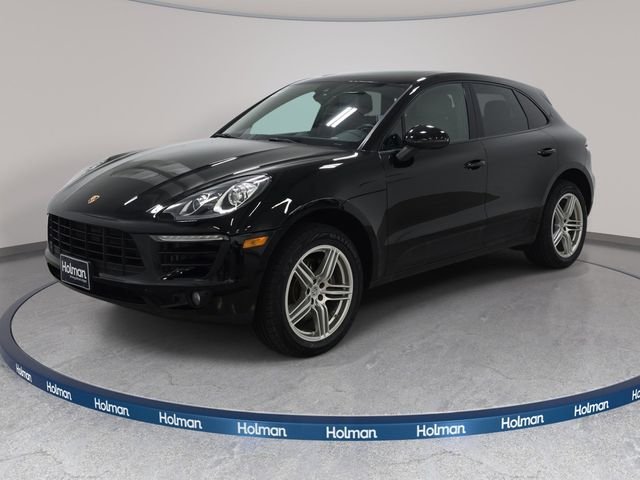 2018 Porsche Macan -'s photo