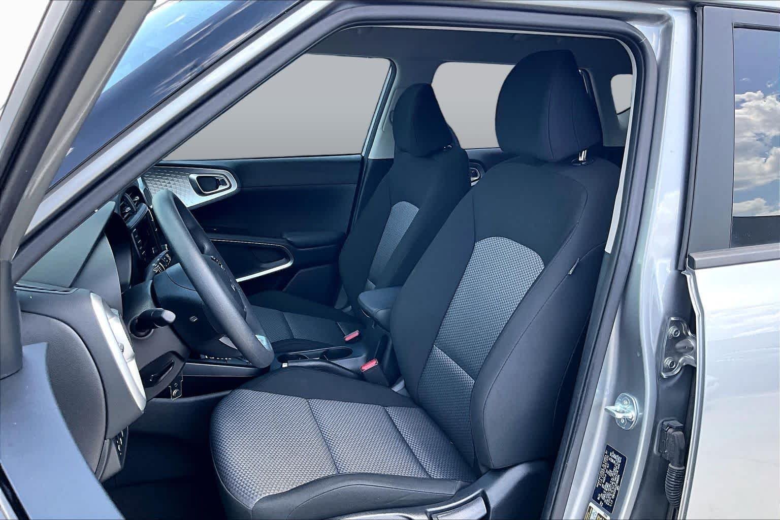 Pre-Owned 2023 Kia Soul LX