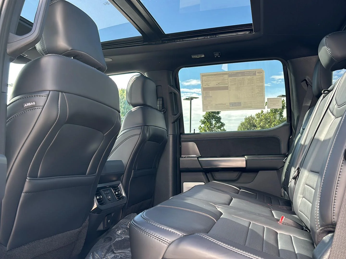 New 2026 Agate Black Metallic Ford F-350® Platinum® image 28