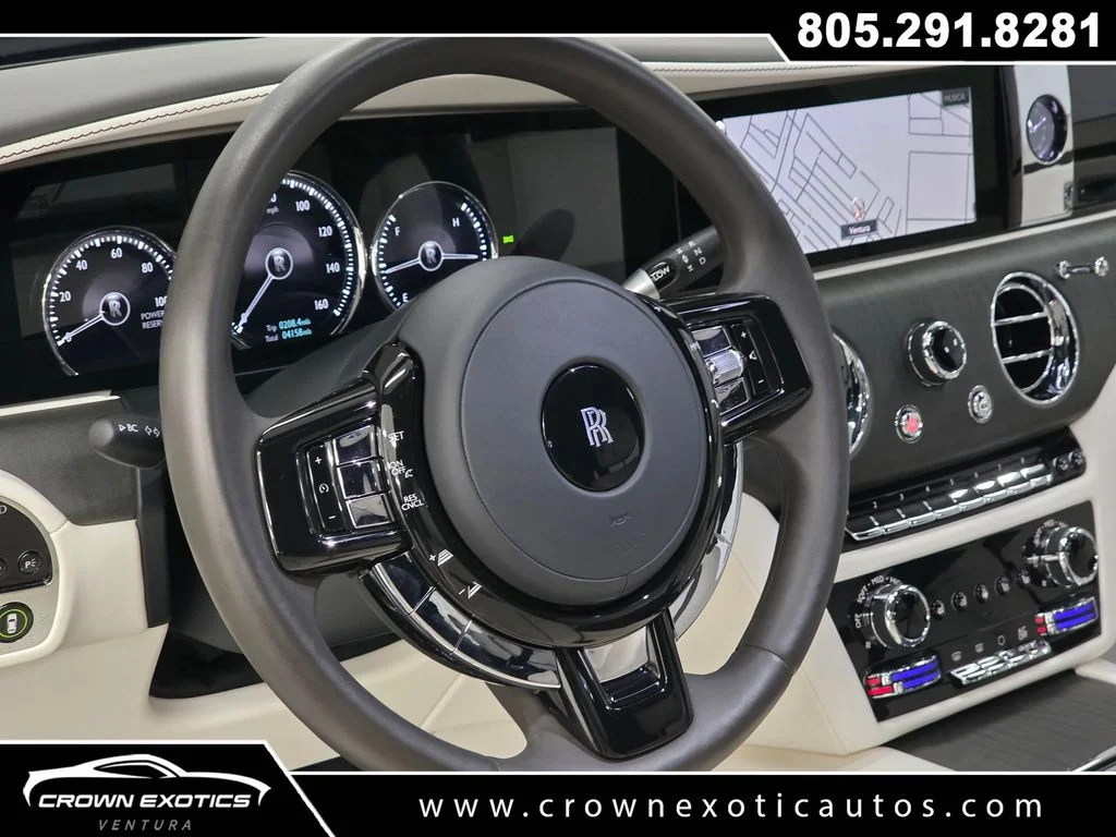Used 2023 Purple Rolls-Royce Base image 48