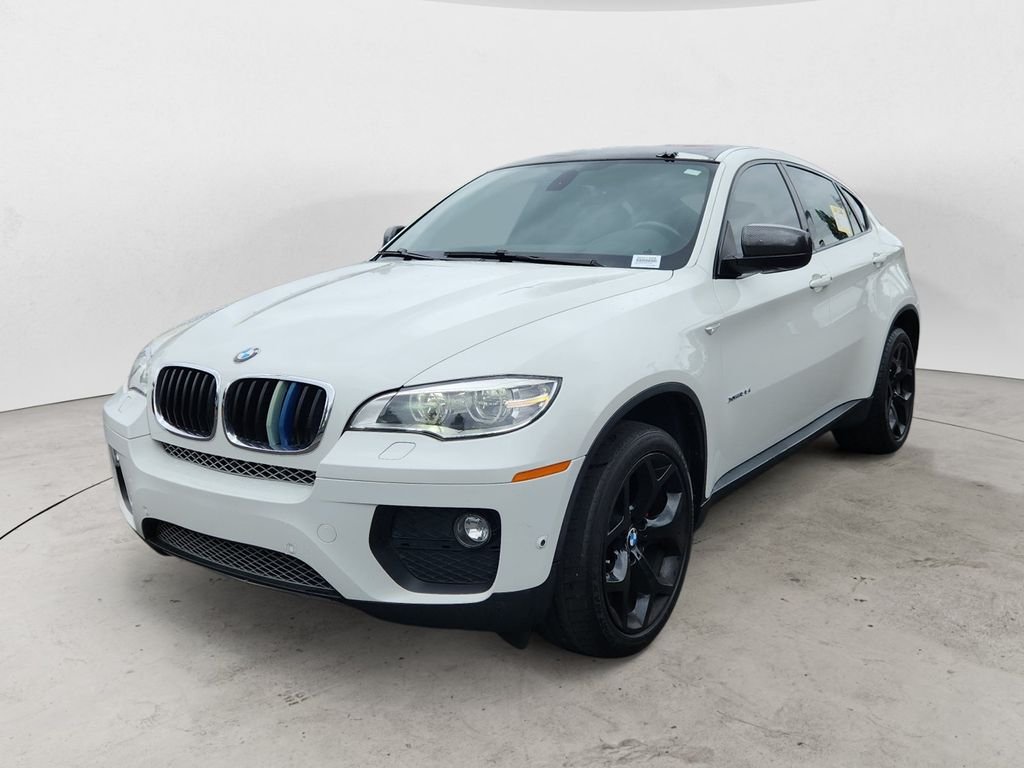 Used 2014 White BMW xDrive35i image 1
