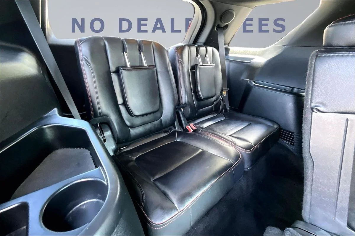 Used 2017  Ford Sport image 26