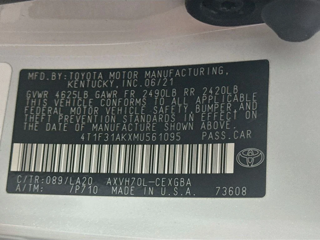 Used 2021 Wind Chill Pearl Toyota Hybrid XLE image 32