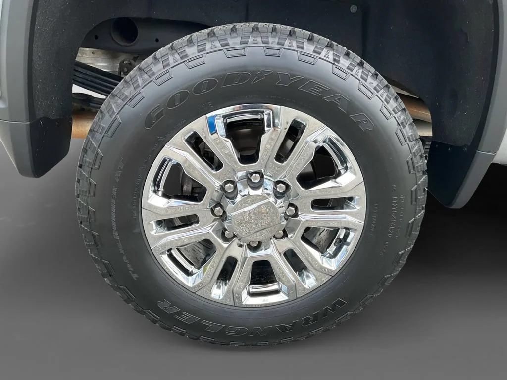 Used 2024 Sterling Gray Metallic Chevrolet LTZ image 10
