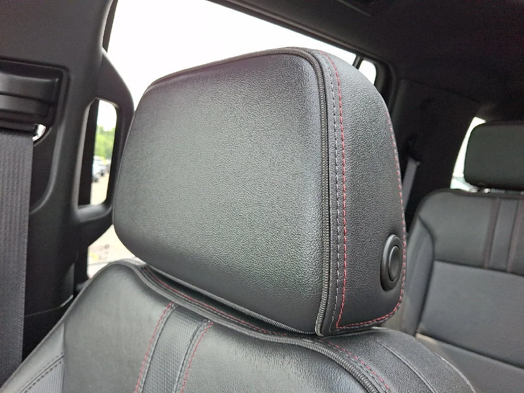 Used 2024 Summit White Chevrolet RST image 18