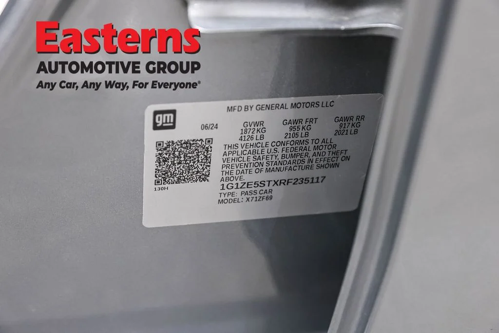 Used 2024 Gray Chevrolet LT image 37