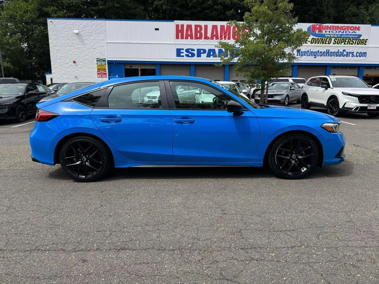 Used 2024 Boost Blue Pearl Honda Sport image 8