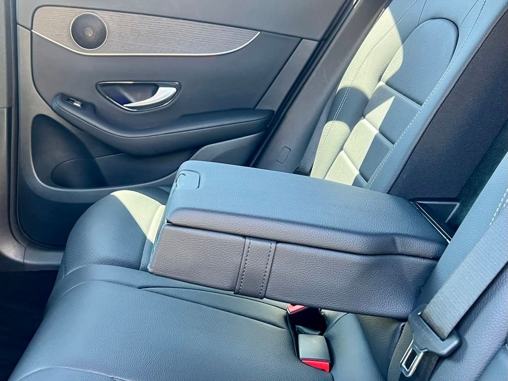 Certified Used 2022 Black Mercedes-Benz GLC 300 image 37