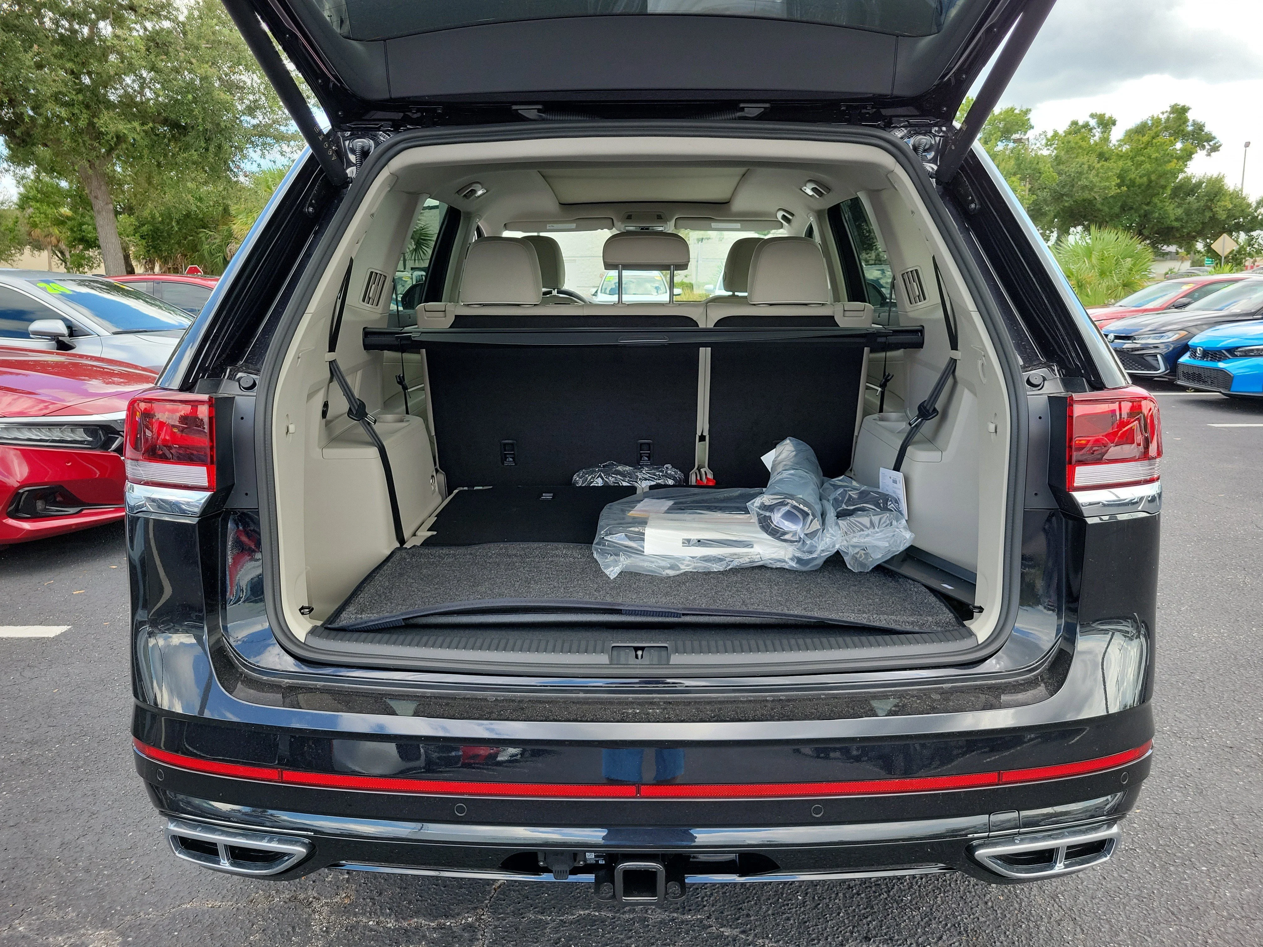 2026 Volkswagen Atlas SEL Premium R-Line - Photo 14