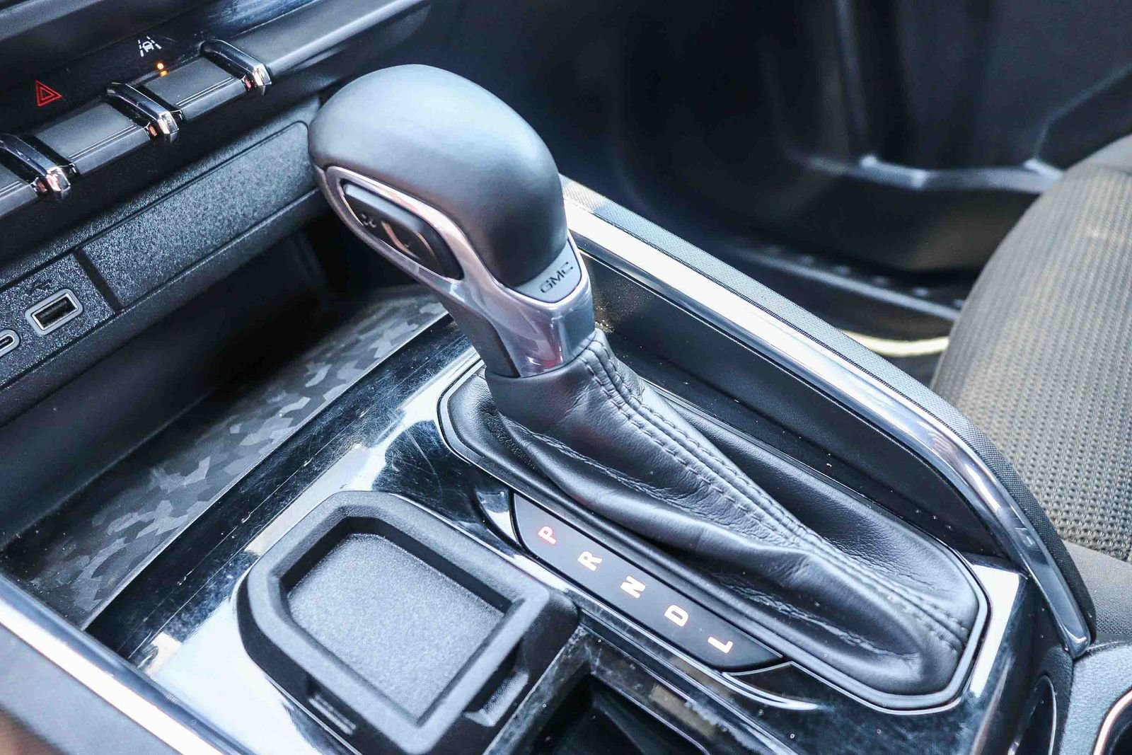 Used 2024 Desert Sand Metallic GMC Elevation image 24