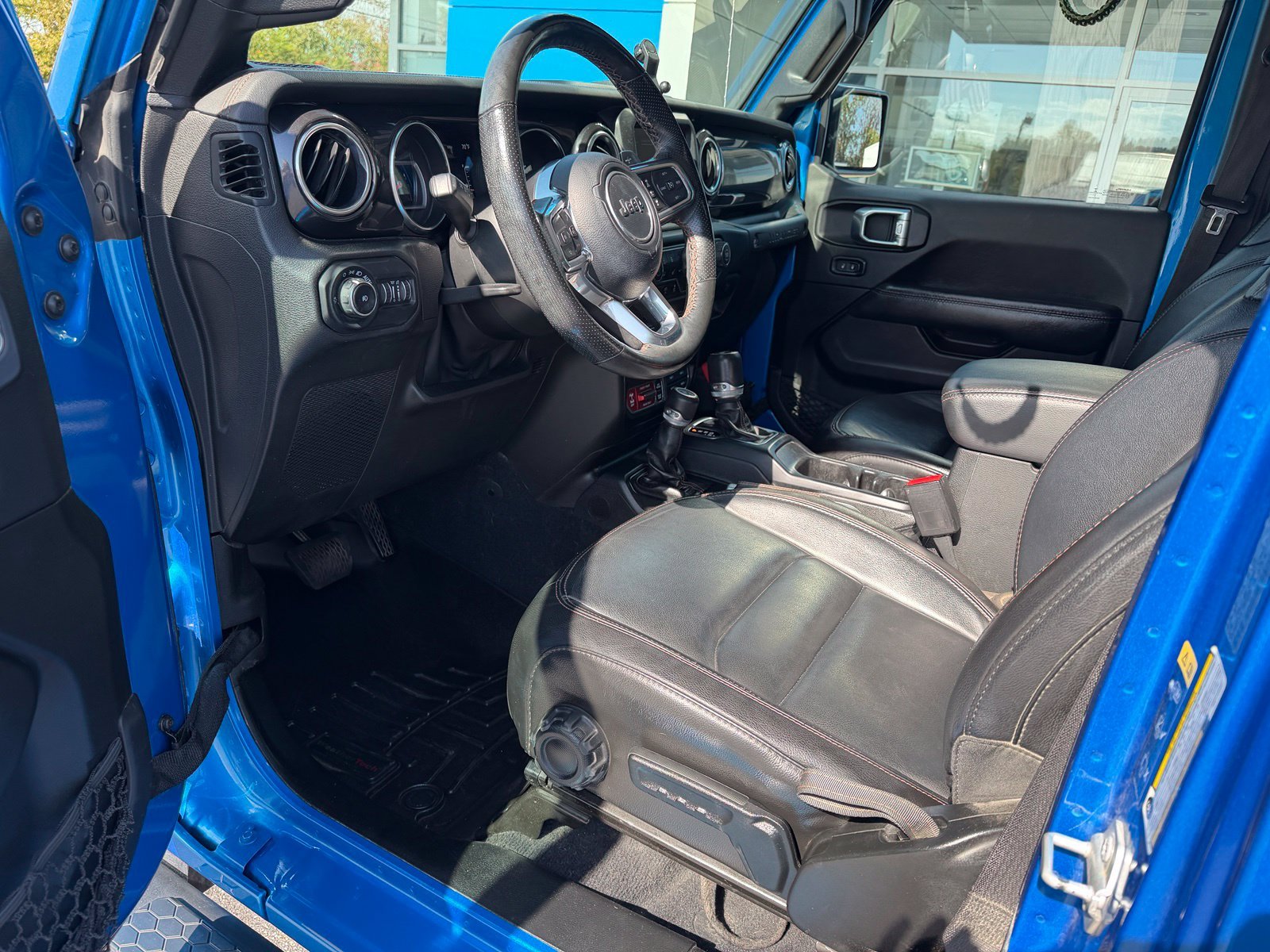 Used 2022 Blue Jeep Unlimited Rubicon 392 image 11