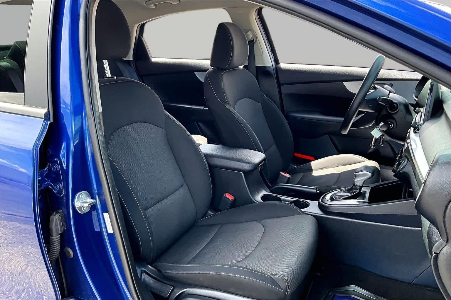 Pre-Owned 2024 Kia Forte LXS