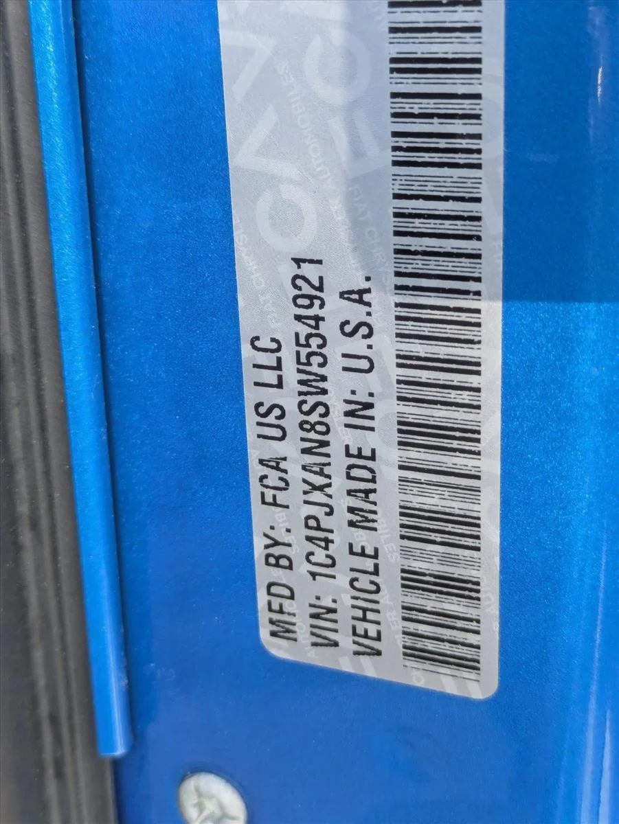 Used 2025 Hydro Blue Pearlcoat Jeep Sport S image 23