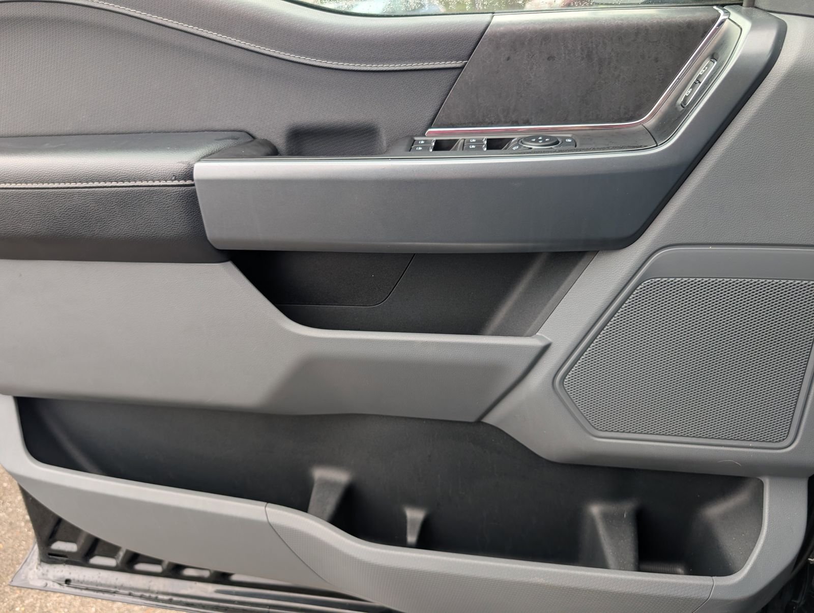 2024 Ford F-150 XLT - Photo 28