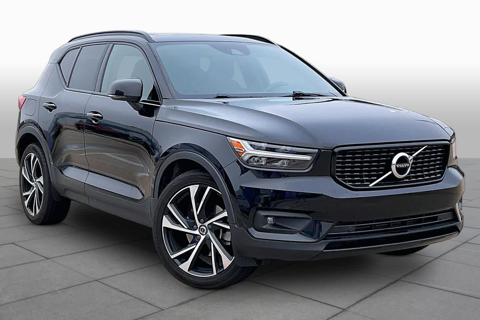 Used 2021 Black Stone Volvo R-Design image 4