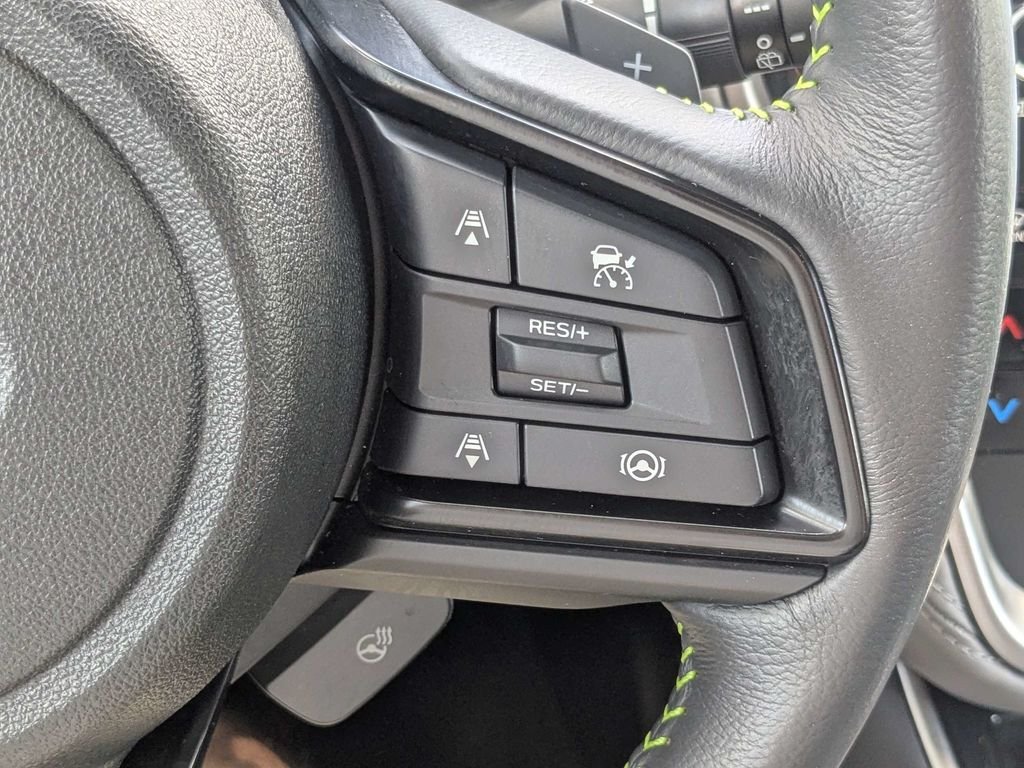 Used 2025 White Subaru Onyx Edition image 29
