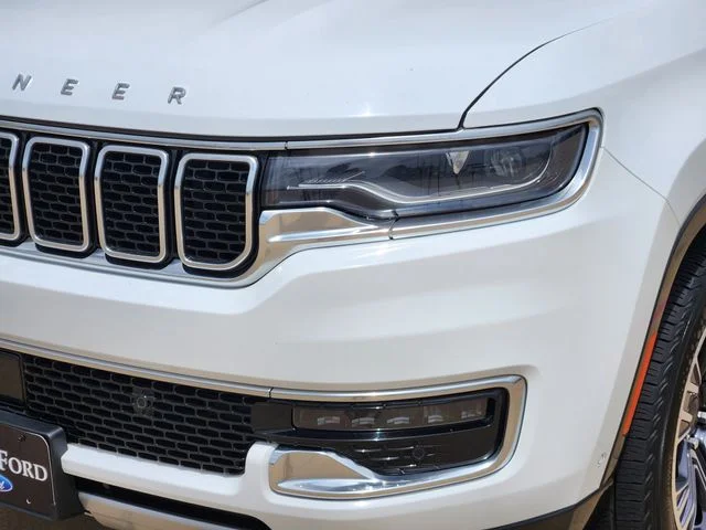 Used 2023 White Jeep Series II image 7