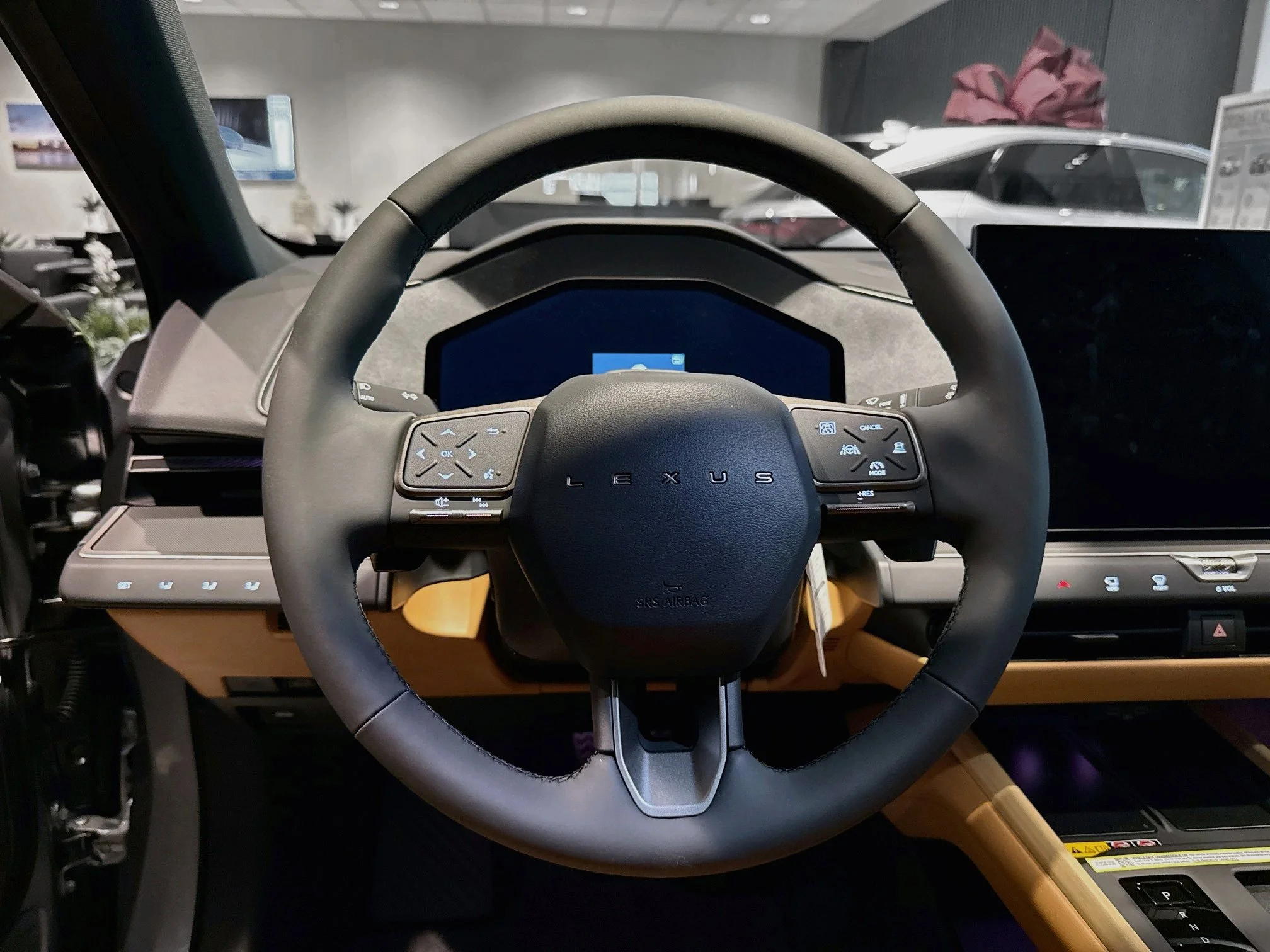 New 2026 Iridium Lexus ES 350e LUXURY image 12