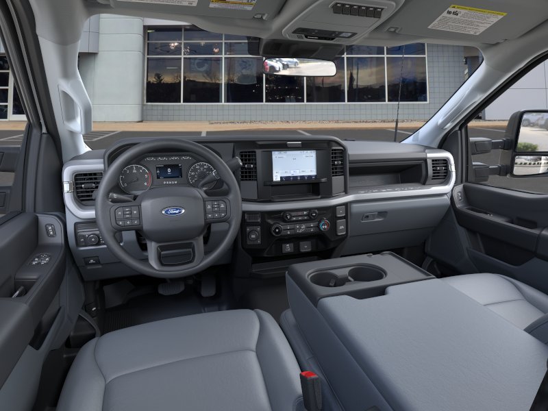 2025 Ford F-550 Super Duty Chassis Cab XL - Photo 35