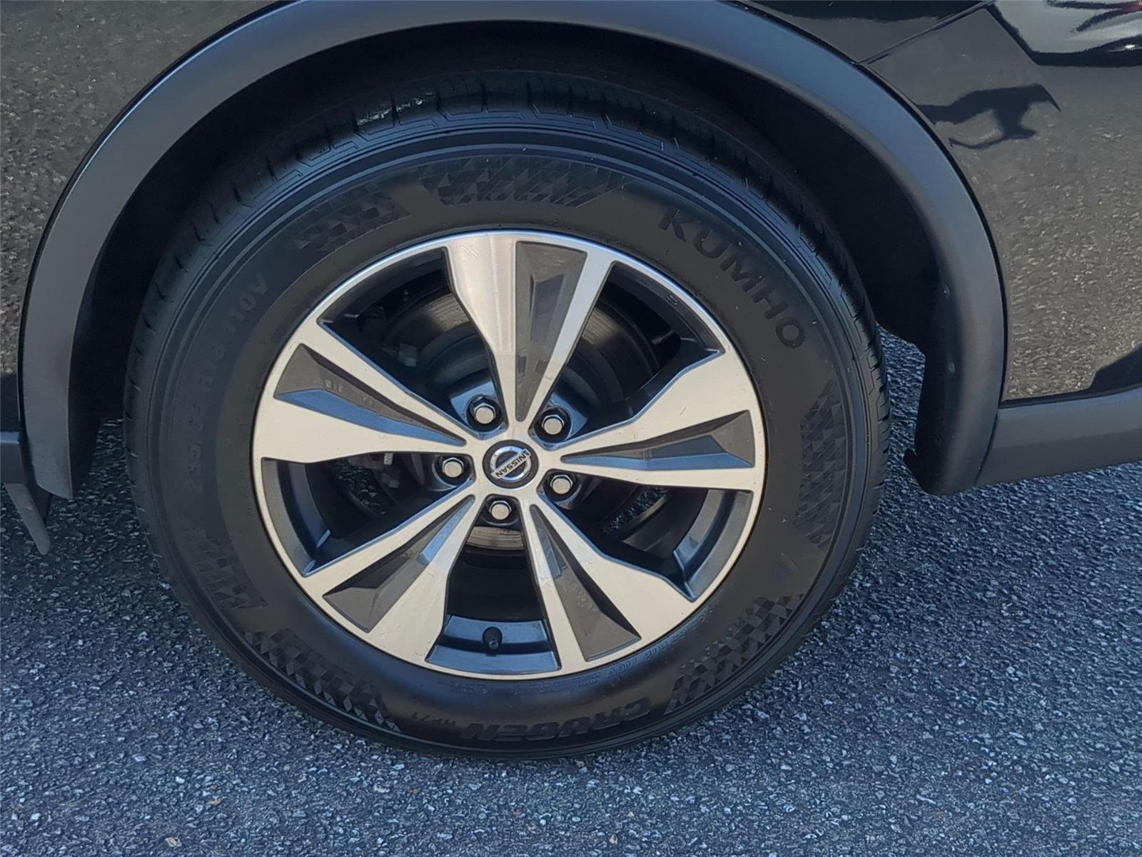 Used 2021 Magnetic Black Pearl Nissan SV image 11